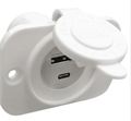 USB csatl. aljzat 2 USB-s A+C