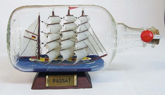 Hajómakett üvegben